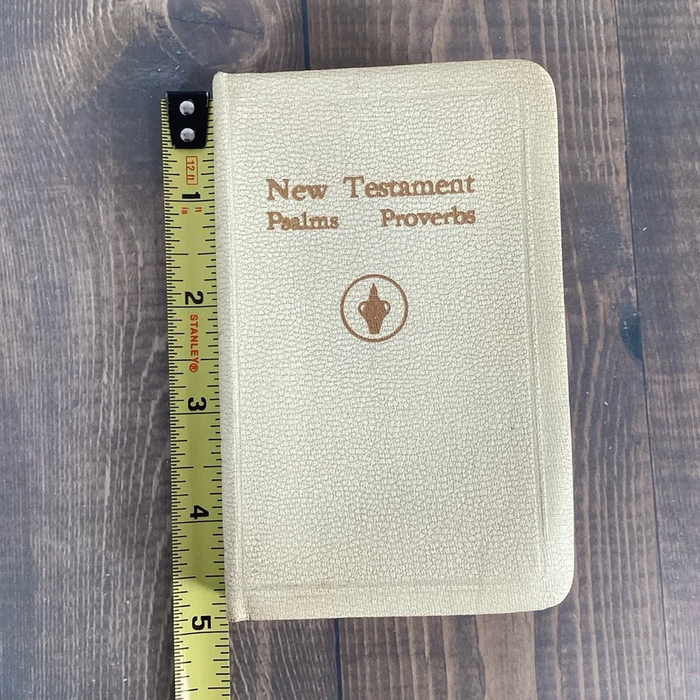 1958 New Testament Psalms Proverbs Nurse Edition Florence Nightingale Pledge